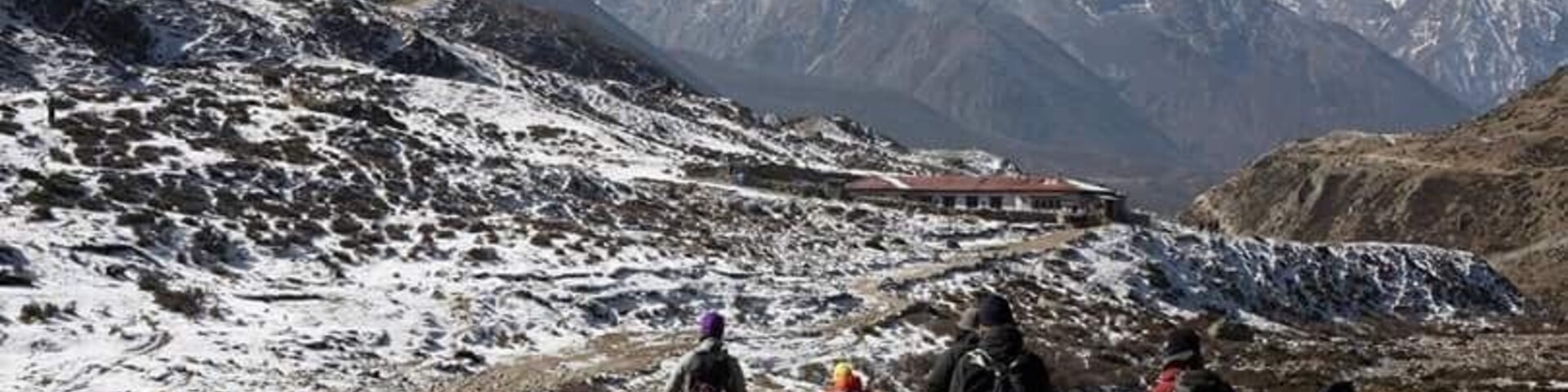 Pushing through the last few hundred meters before reaching shelter for the night. #enroutetoeverestbasecamp