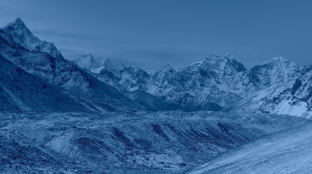 Lobuche vicinity.
#blue