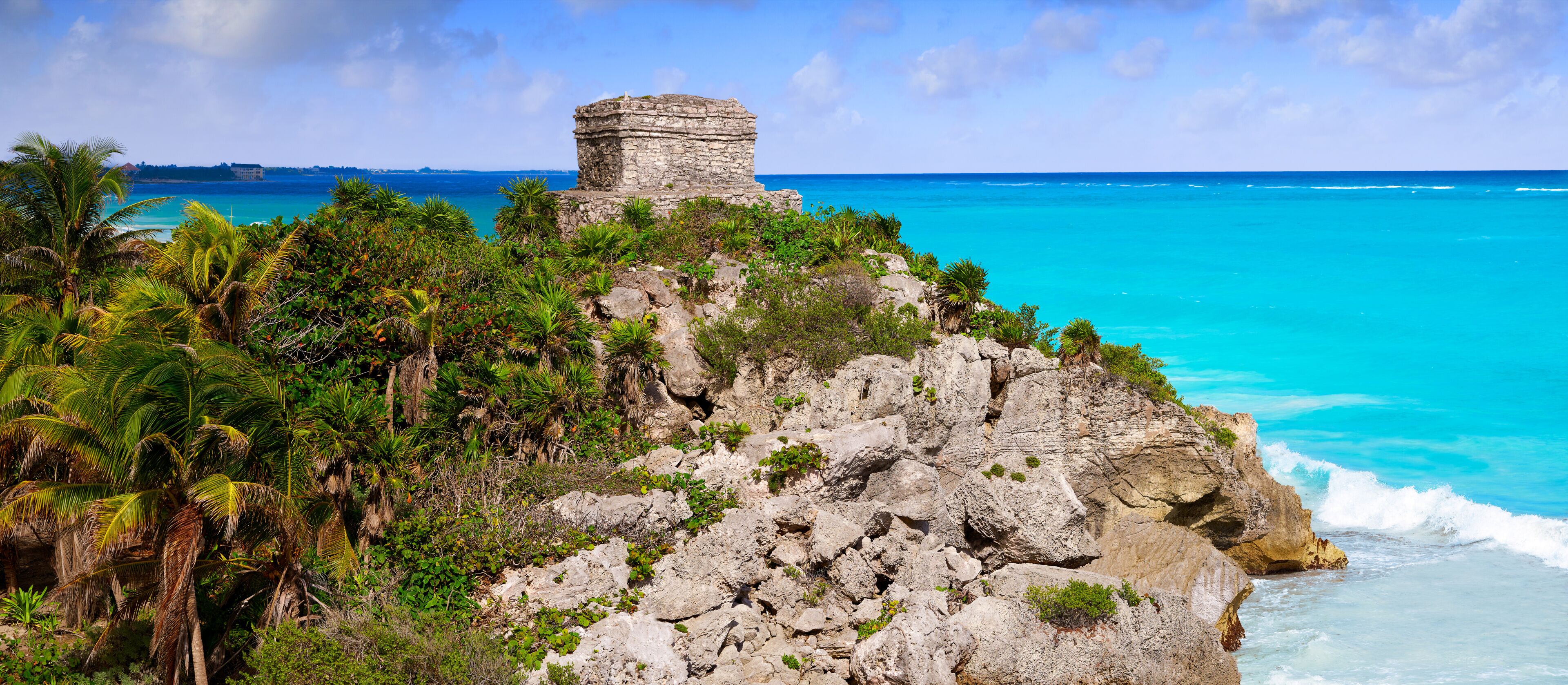 Tulum Mayan city ruins in Riviera Maya