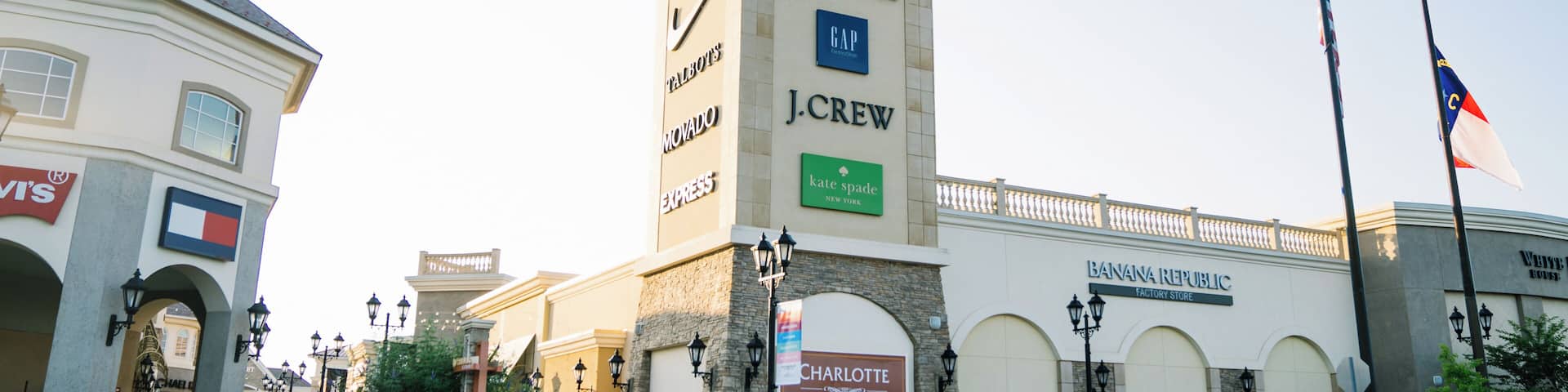 Charlotte_CharlottePremiumOutlets_553248633035940166_0005