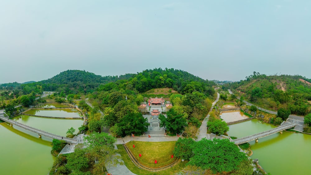 Top view of Hung King Temple, Phu Tho Province, Vietnam. Lac Long Quan Temple of Hung Kings Temple historical relic site (Den Hung) in Viet Tri city