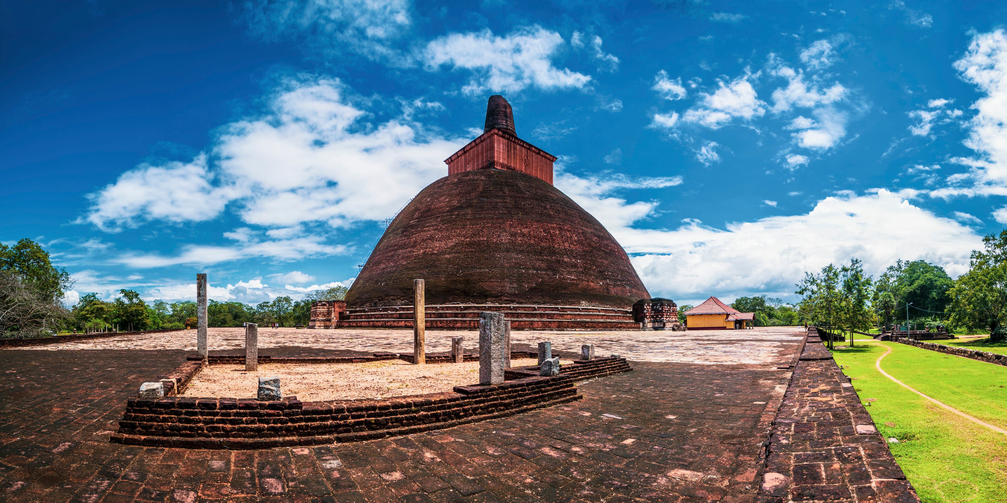 Sacred City of Anuradhapura, Jetvanarama Dagoba, aka Jetvanaramaya Stupa, Cultural Triangle, Sri Lanka, Asia