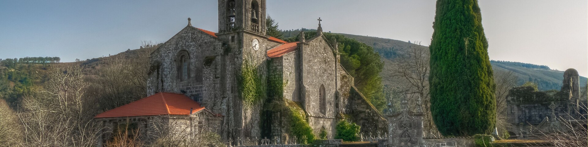 Monasterio de Santa MarĂa de MelĂłn