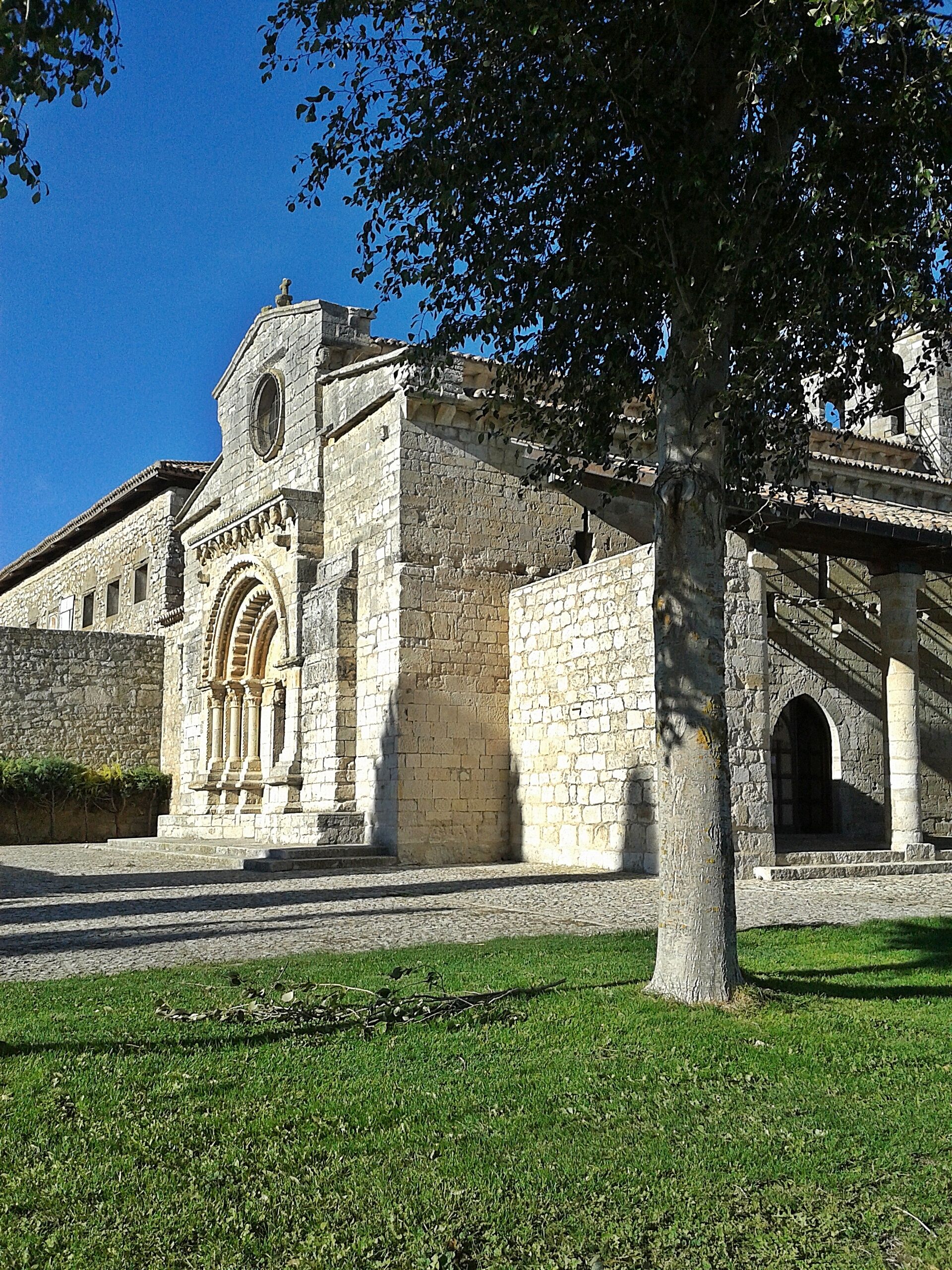 MOZÁRABE Y ROMÁNICA