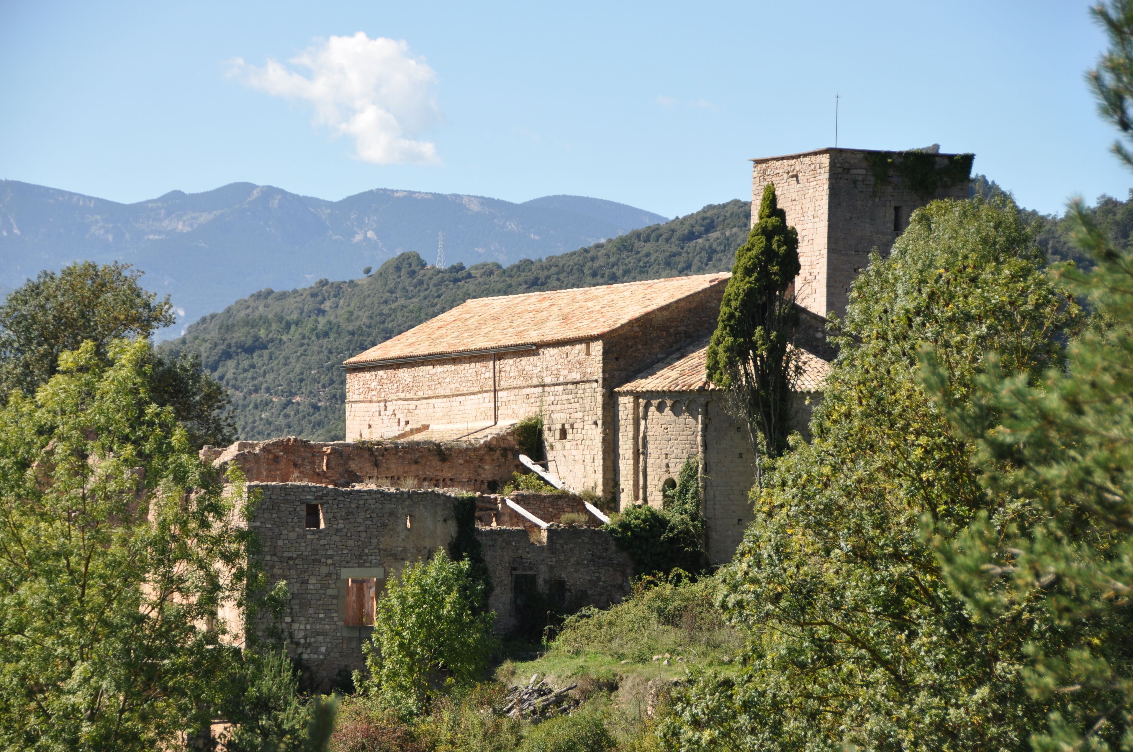 La Quar. Sant Pere de la Portella benedictine abbey. Its church was consecrated in 1035.