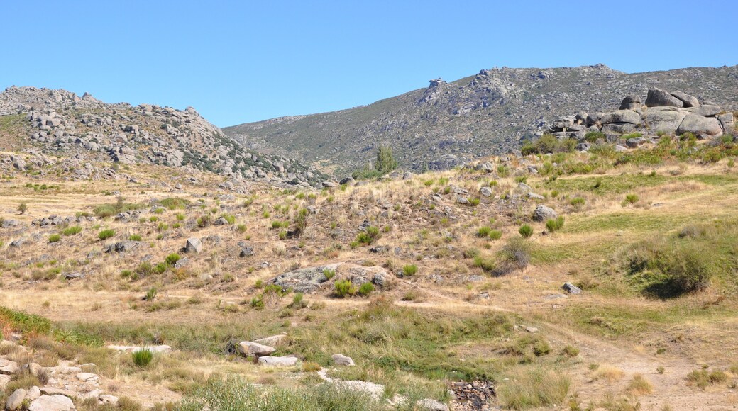Sierra de la Paramera, Canto la Mesa, La Hija de Dios (Ávila), España.