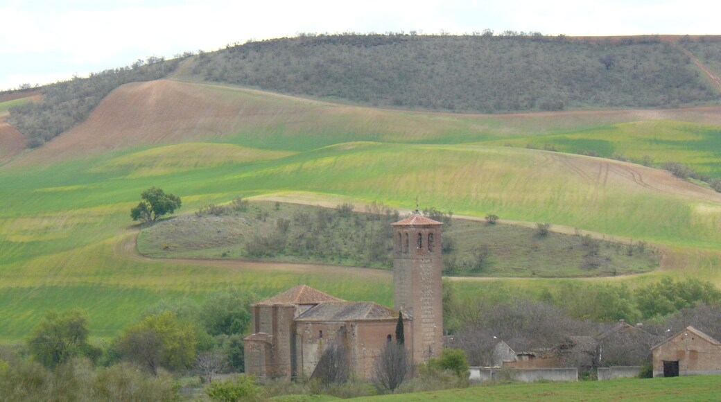 Fresno de Torote, iglesia.