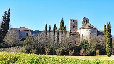 Monasterio de Sant Benet junto al río Llobregat en Sant Fruitós del Bages, Barcelona, Catalunya, España, Europa