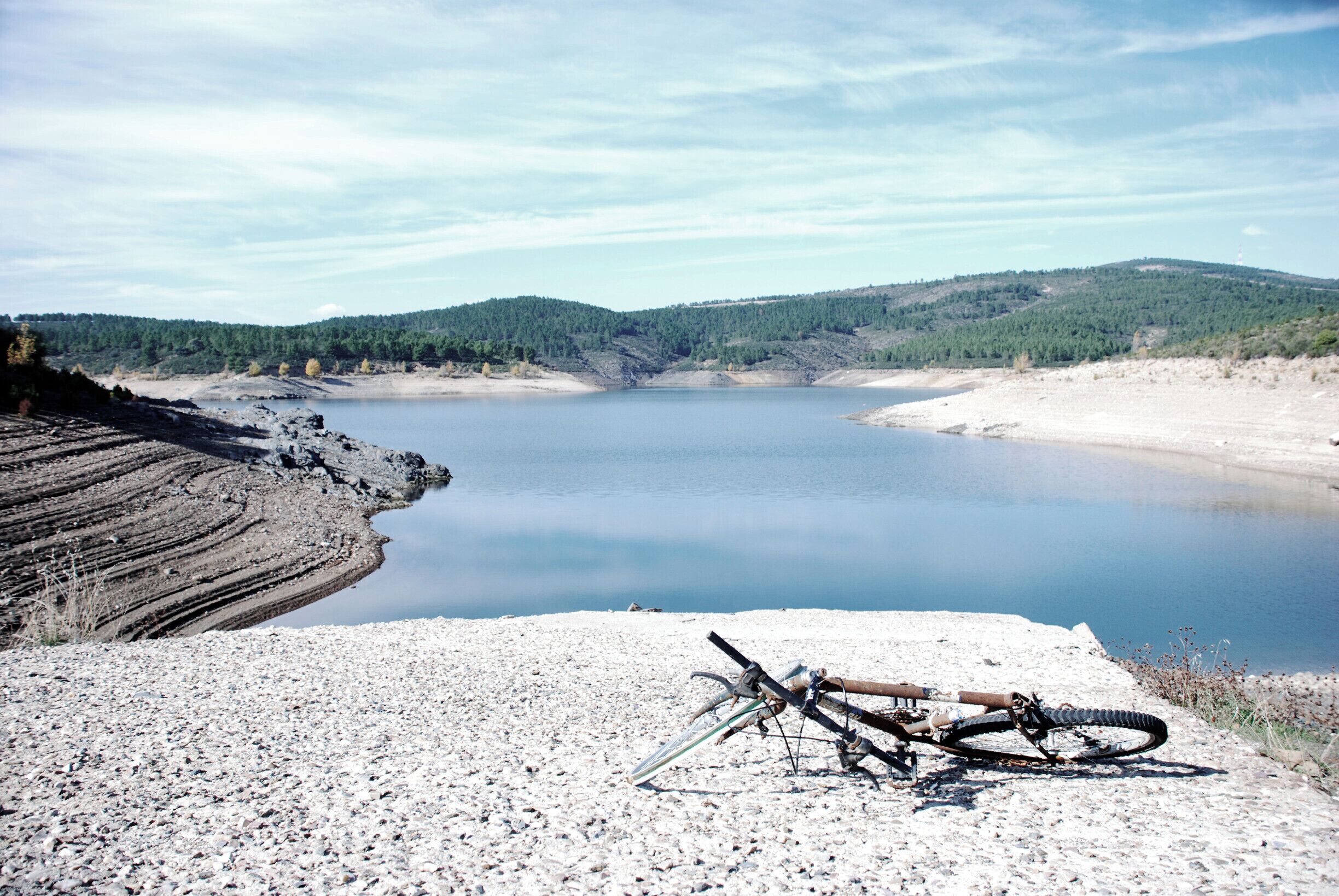 Complete loneniless at the reservoir of El Atazar, Madrid.