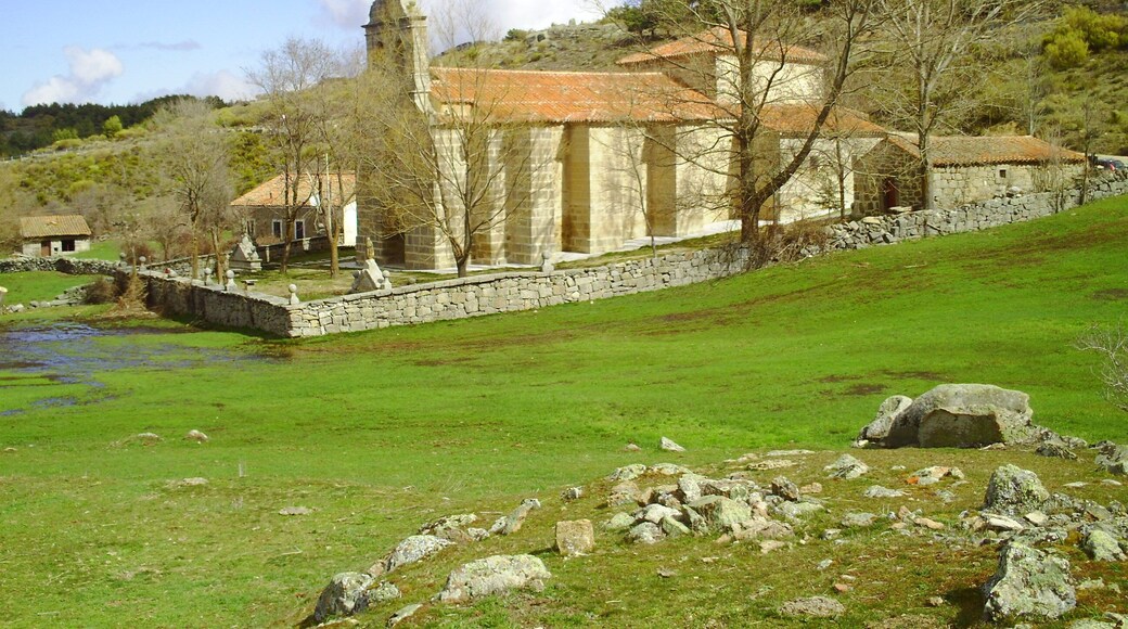 Hermitage of Our Lady of the Springs (San Juan de Olmo, Ăvila, Spain)