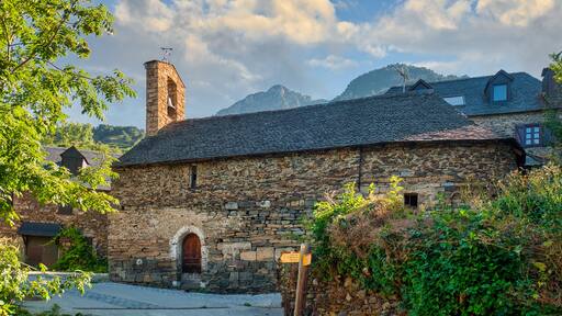Arres is a Spanish town currently belonging to the municipality of Bailo, in Jacetania, province of Huesca, Aragon.