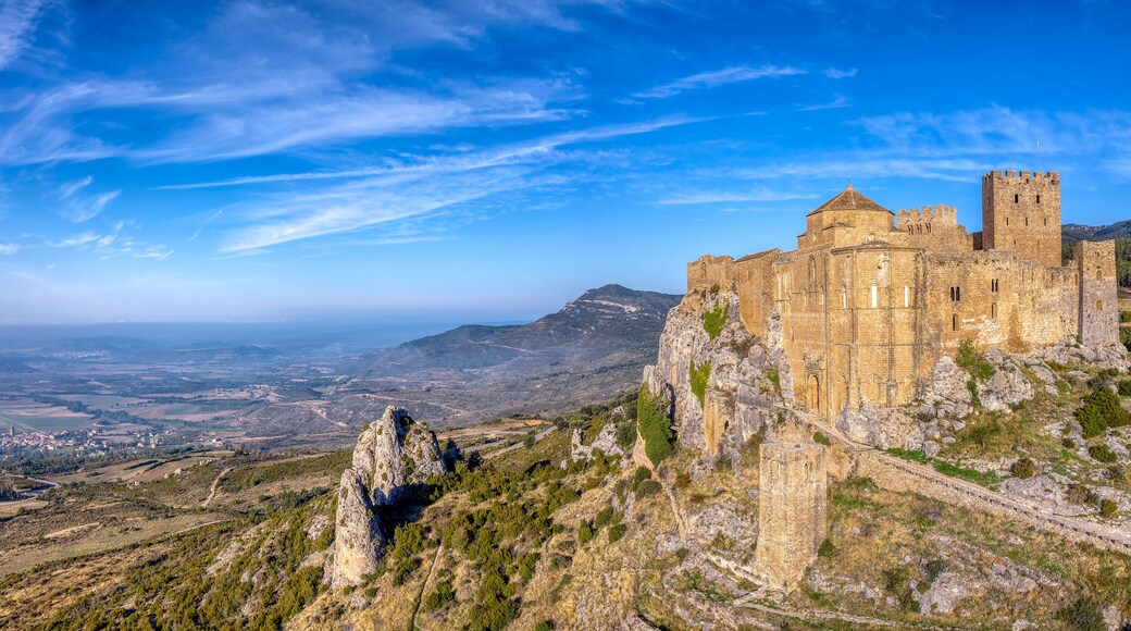 View to the Castle of Loarre, Loarre, Huesca, Aragon, Spain.