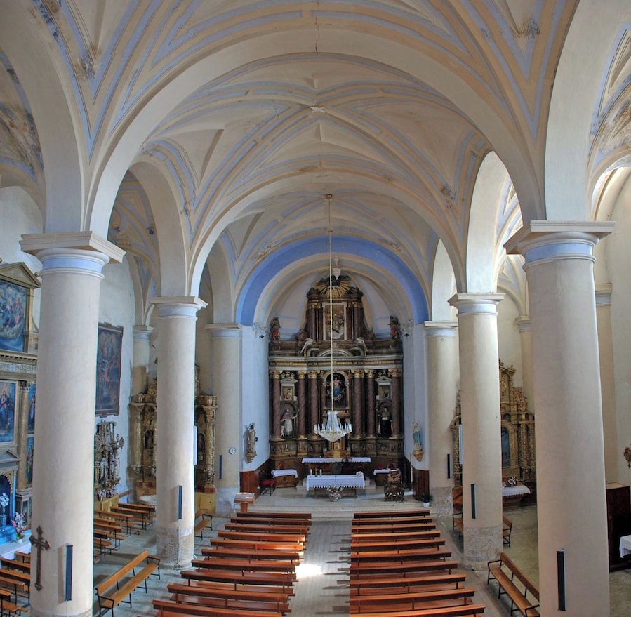 Interior of the Church of La Asunción of Villasarracino (Palencia, Castile and León).
