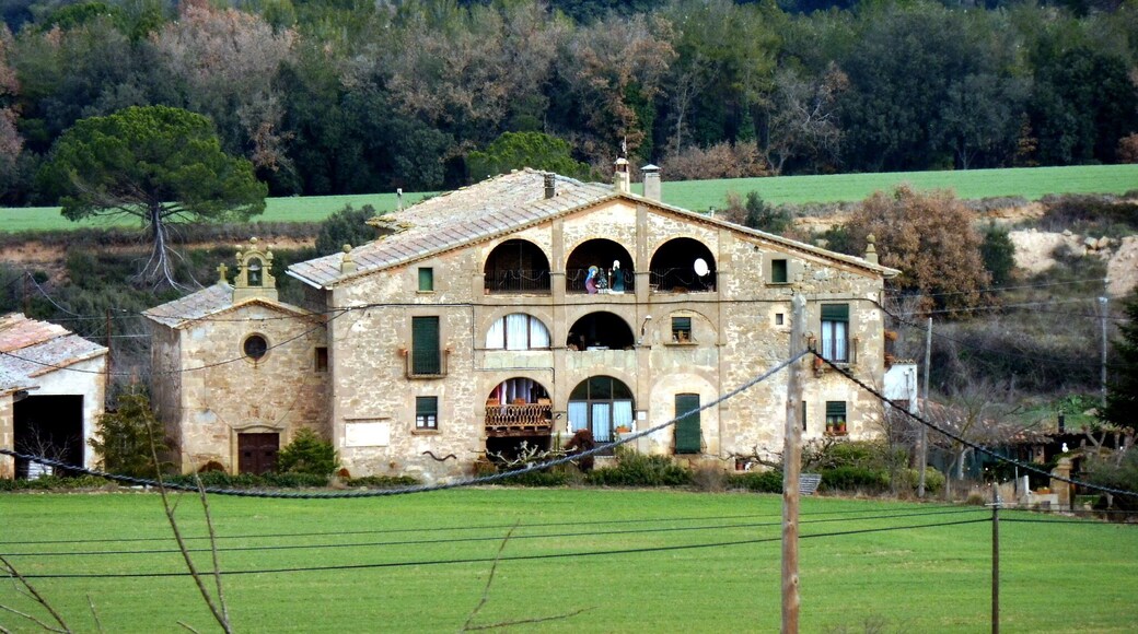 La Sala de Santa Linya (Navès), des de Linya