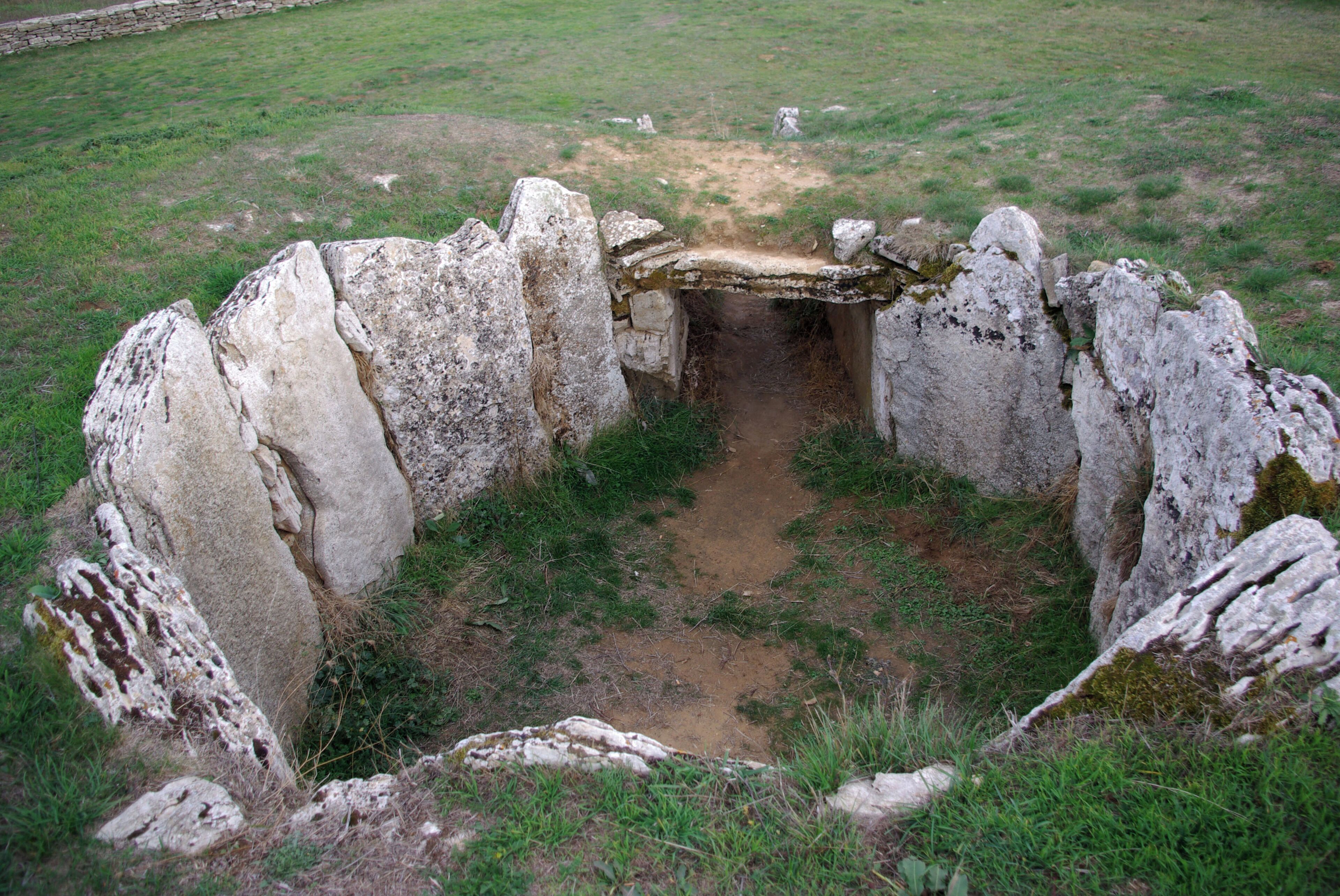 Dolmen of La Cabaña, near Sargentes de la Lora, Burgos, (Spain)