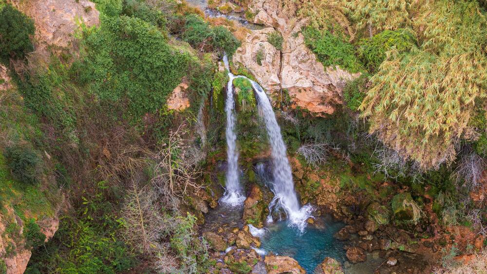 One of the waterfalls in Anna
