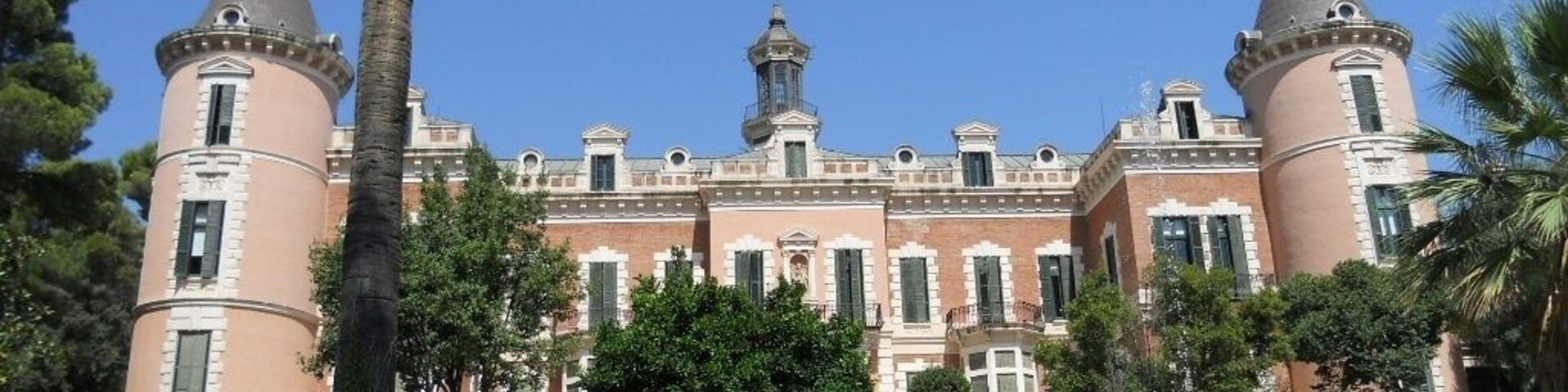 Casa Gallart and Parc de les Heures, in Barcelona (Catalonia). August Font Carreras (1894-98)