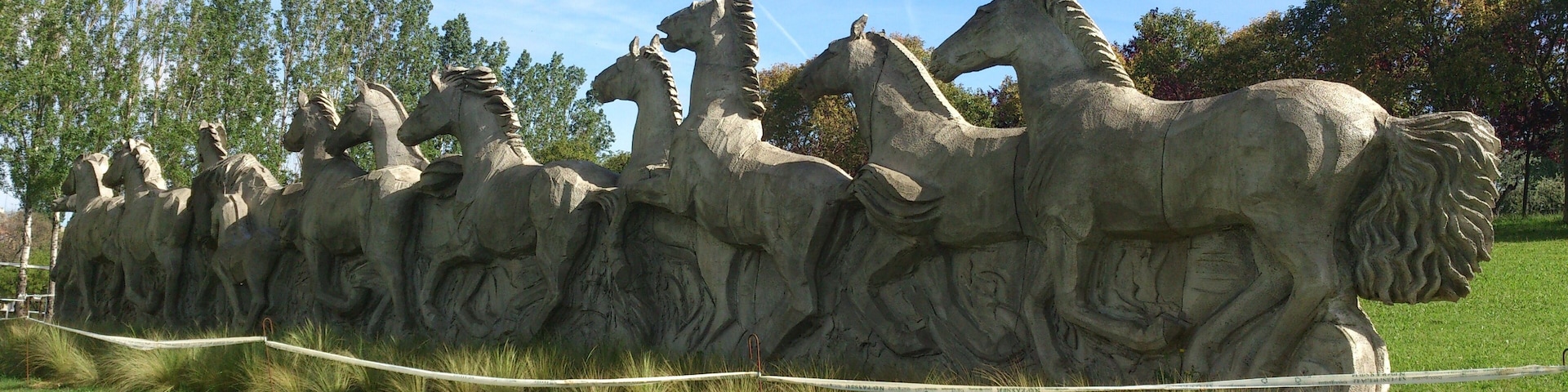 This is a photo of public art indexed in the cataloge Art Públic of Barcelona (Spain) under the code number