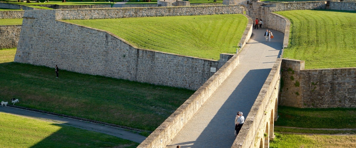 Ciudadela featuring a garden, landscape views and a bridge