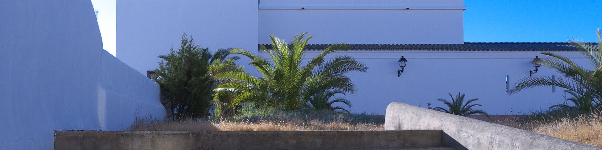 Arquitecto, Ángel Rodríguez Morales (2004)
