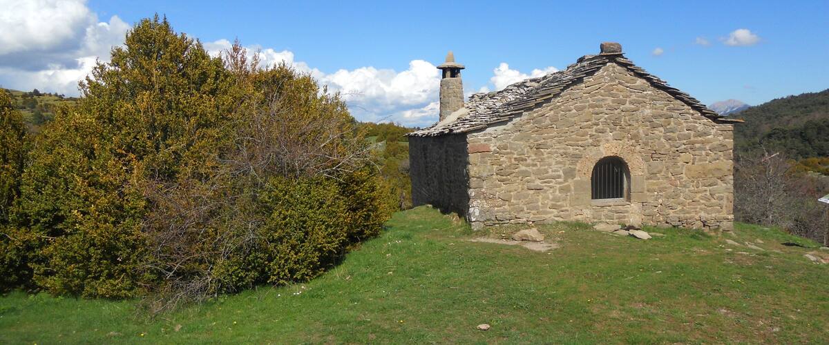 " Ermita de la Magadalena " Sierra de Bonés , Huesca.