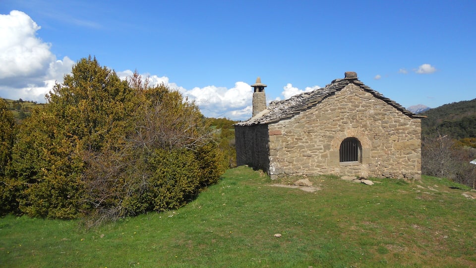 " Ermita de la Magadalena " Sierra de Bonés , Huesca.