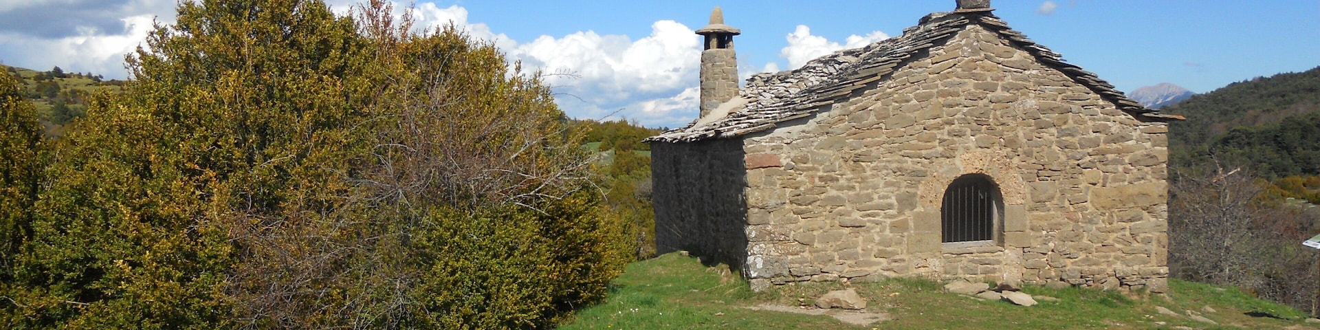 " Ermita de la Magadalena " Sierra de Bonés , Huesca.