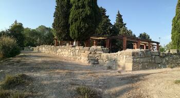 Restes de la fortalesa al Puigterrà, Manresa.