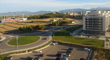 Vista de Huesca y estadio del Alcoraz .