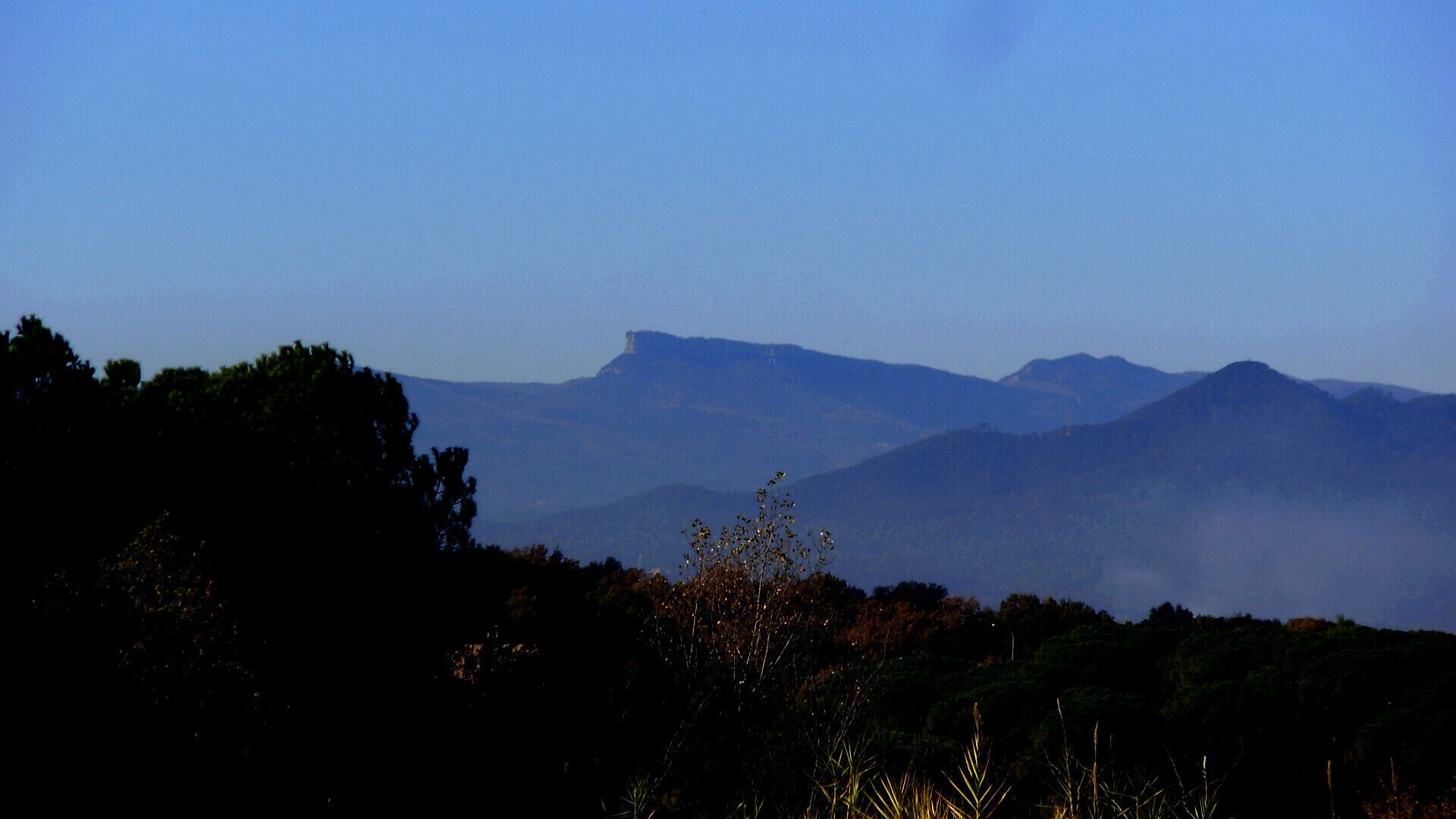 EL FAR! DES DEL CAMPUS DE MONTILIVI (UNIVERSITAT DE GIRONA) GIRONA