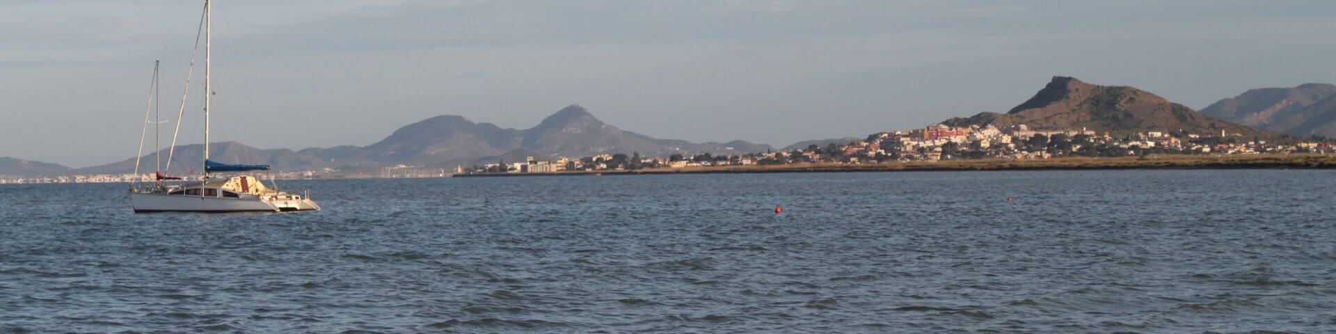Spanien, Los AlcĂĄzares - Blick ĂŒber das Mar Menor in östlicher Richtung (auf die Insel Isl del BarrĂłn)