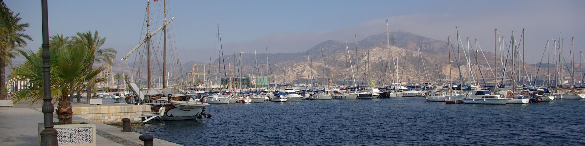CARTAGENA PUERTO MARINA