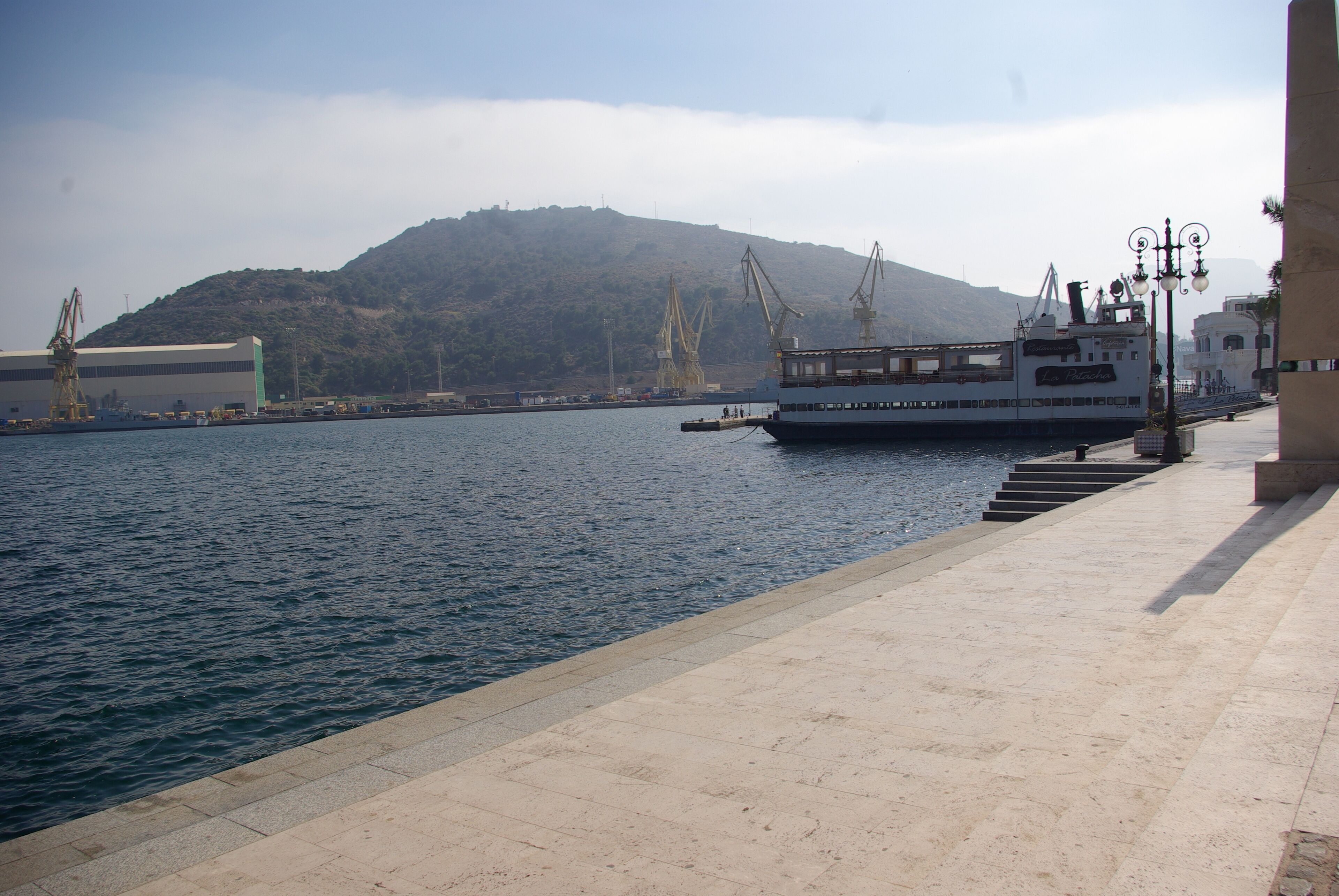 CARTAGENA PUERTO MUELLE COMERCIAL