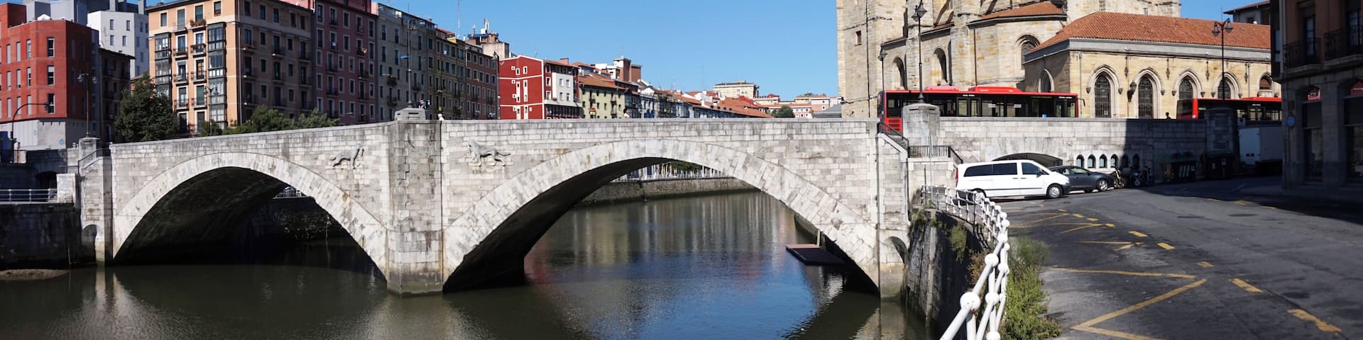 The bridge of San Anton and the Church of San Anton, Bilbao. View from the street Ibeni Kaia.