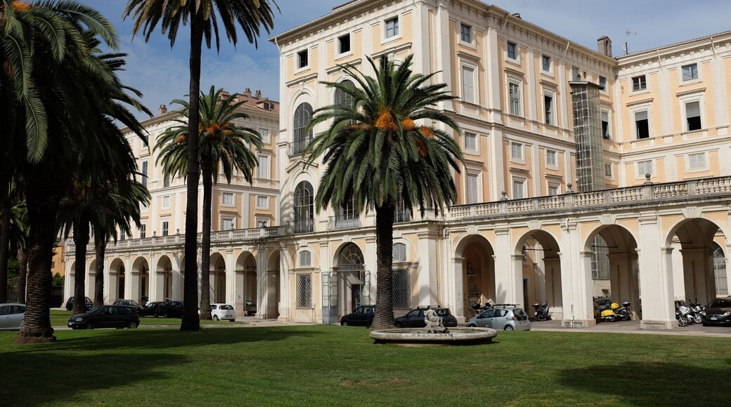 The rear entrance of the Palazzo Corsini in Rome, seen from an angle.