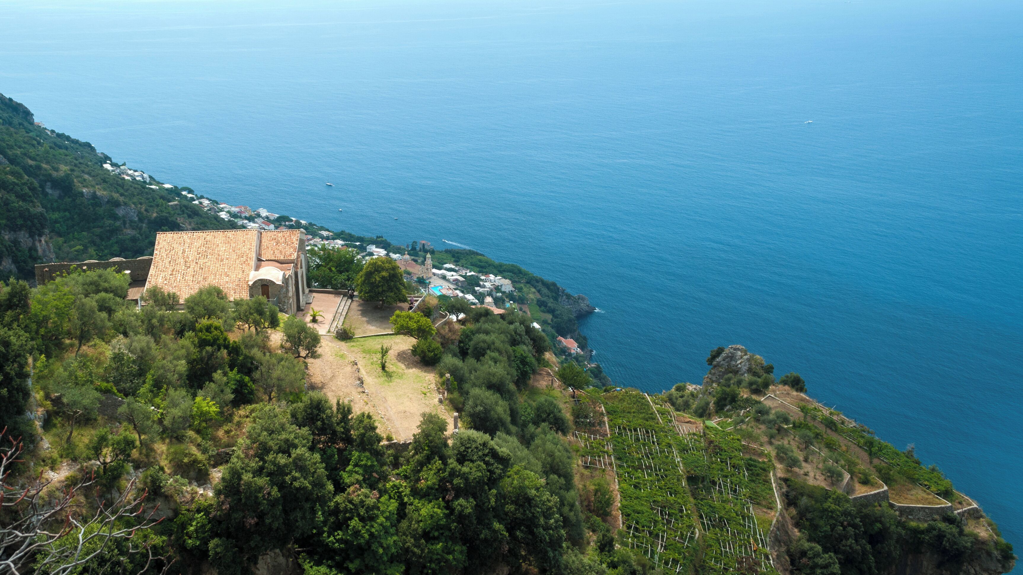 Convent of Saint Dominic above Praiano (picture taken from Path of Gods)