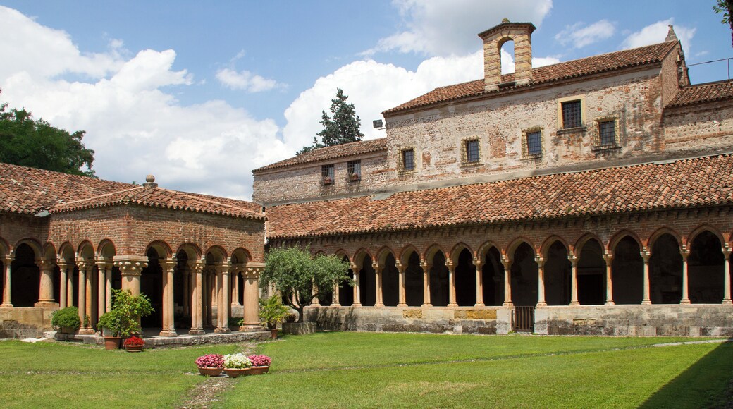 Ornate Romanesque Church built between 1120 - 38AD. The Cloisters were added between 1293 - 1313AD
