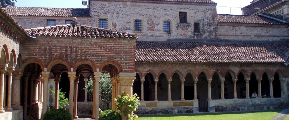 Cloister at San Zeno (Verona), view from southwest