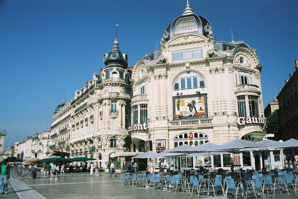 Cinéma Le Gaumont sur la place de la Comédie à Montpellier.