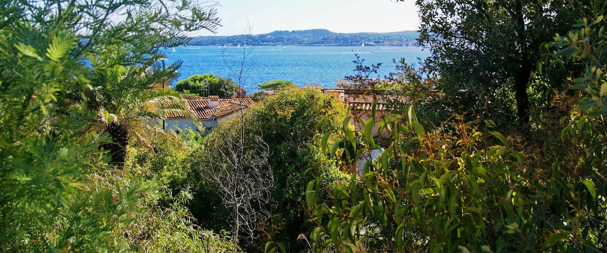 Sainte-Maxime - Avenue du Montfleuri - View SSE