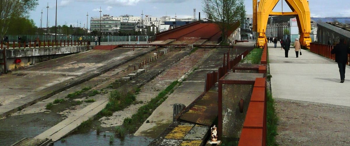 Grue Titan jaune (1954)