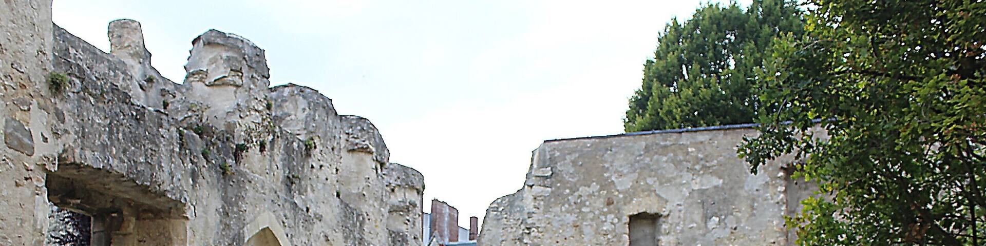 This building is inscrit au titre des Monuments Historiques. It is indexed in the Base Mérimée, a database of architectural heritage maintained by the French Ministry of Culture, under the references PA00078781 and couvent .