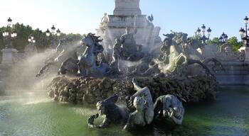 This building is indexed in the Base Mérimée, a database of architectural heritage maintained by the French Ministry of Culture, under the reference PA33000074 .