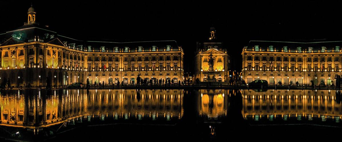 This building is indexed in the Base Mérimée, a database of architectural heritage maintained by the French Ministry of Culture, under the reference PA00083235 .