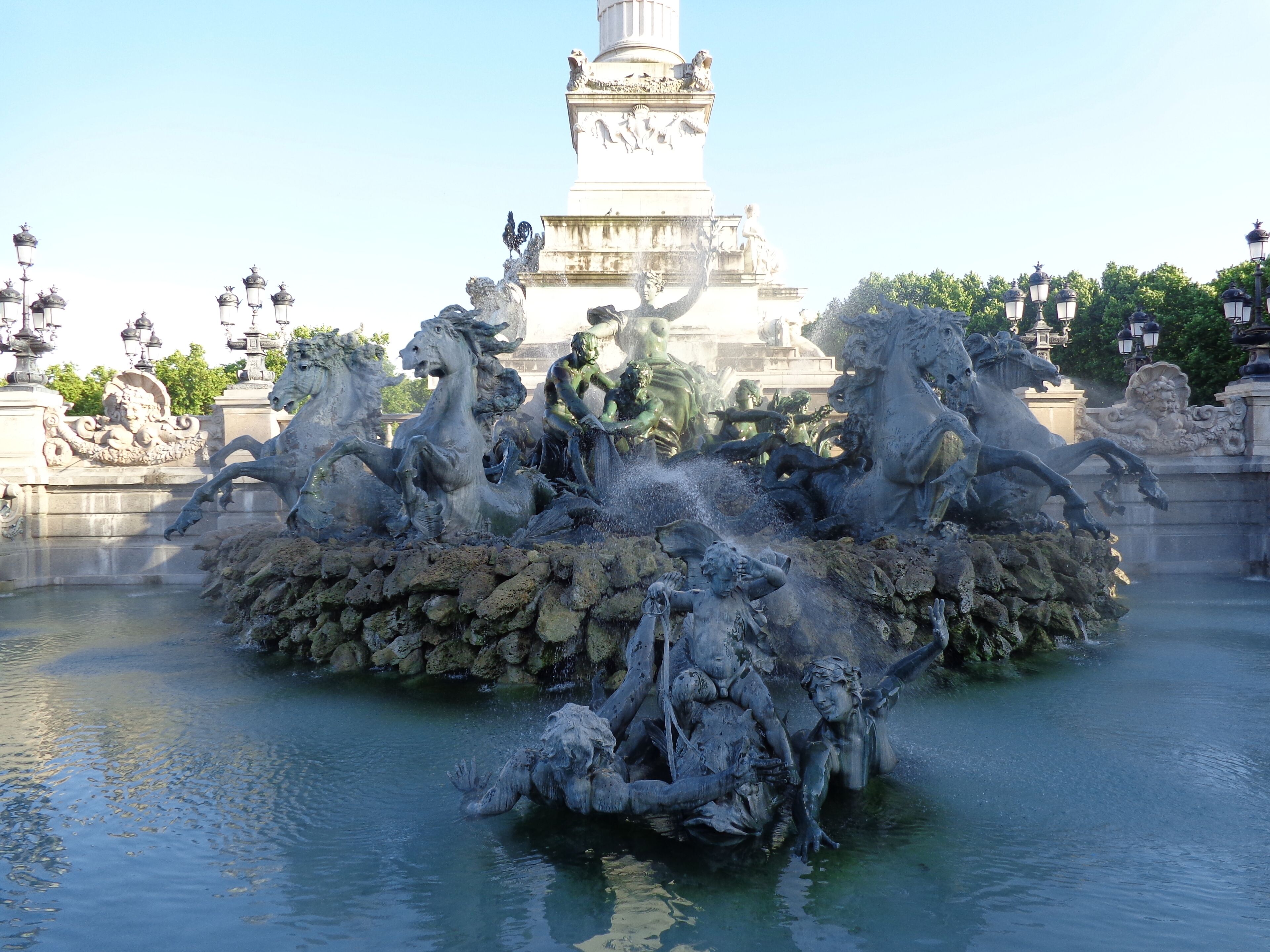 This building is indexed in the Base Mérimée, a database of architectural heritage maintained by the French Ministry of Culture, under the reference PA33000074 .