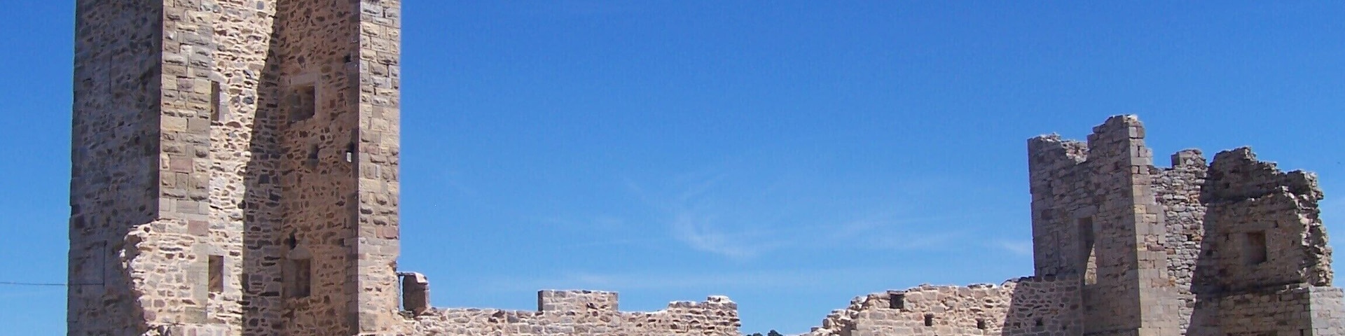 This building is en partie classé, en partie inscrit au titre des Monuments Historiques. It is indexed in the Base Mérimée, a database of architectural heritage maintained by the French Ministry of Culture, under the reference PA00081637 .
