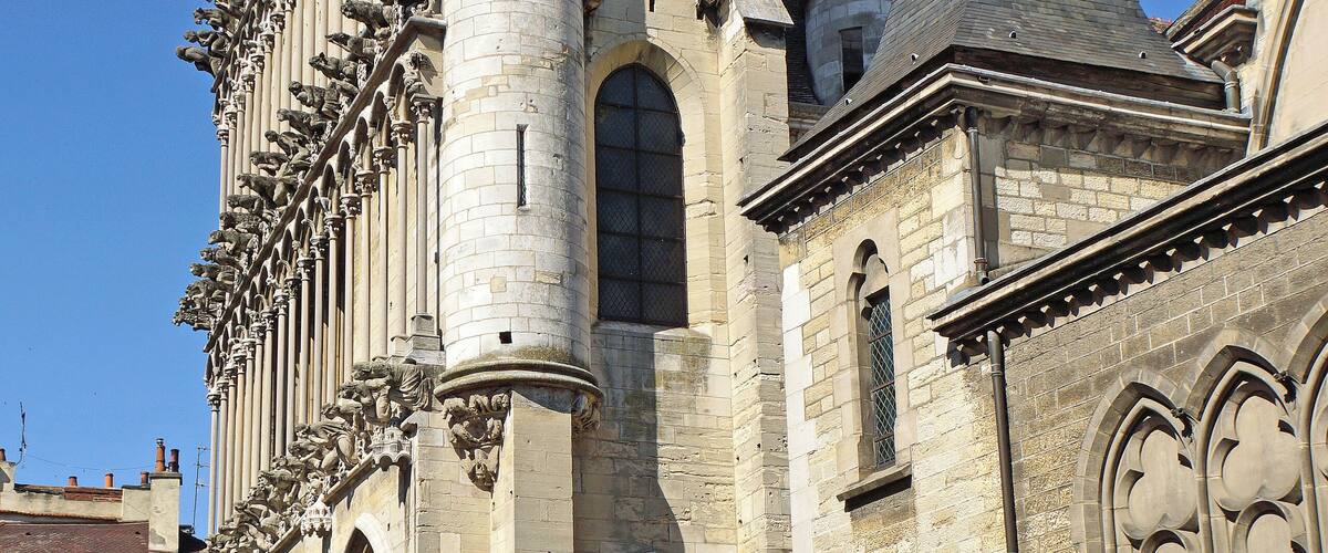PLEASE, NO invitations or self promotions, THEY WILL BE DELETED. My photos are FREE to use, just give me credit and it would be nice if you let me know, thanks. Church of Notre-Dame of Dijon was began around 1230. There are 51 gargoyles on the front of the church.