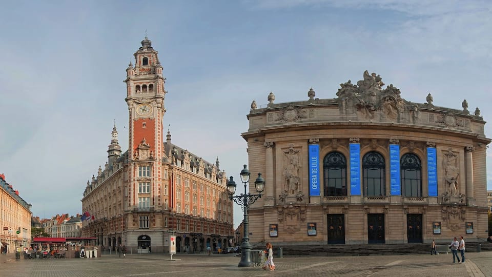 This building is inscrit au titre des Monuments Historiques. It is indexed in the Base Mérimée, a database of architectural heritage maintained by the French Ministry of Culture, under the reference PA59000043 .