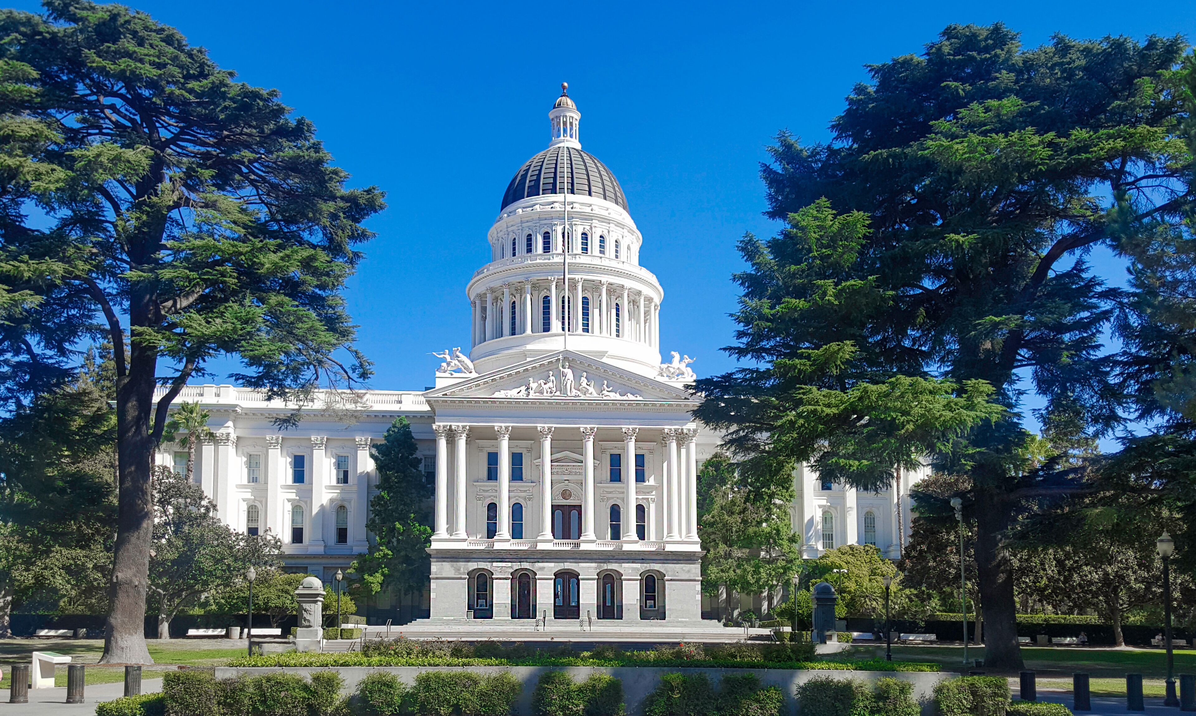 California State Capitol Building from Capitol Mall in Sacramento, CA