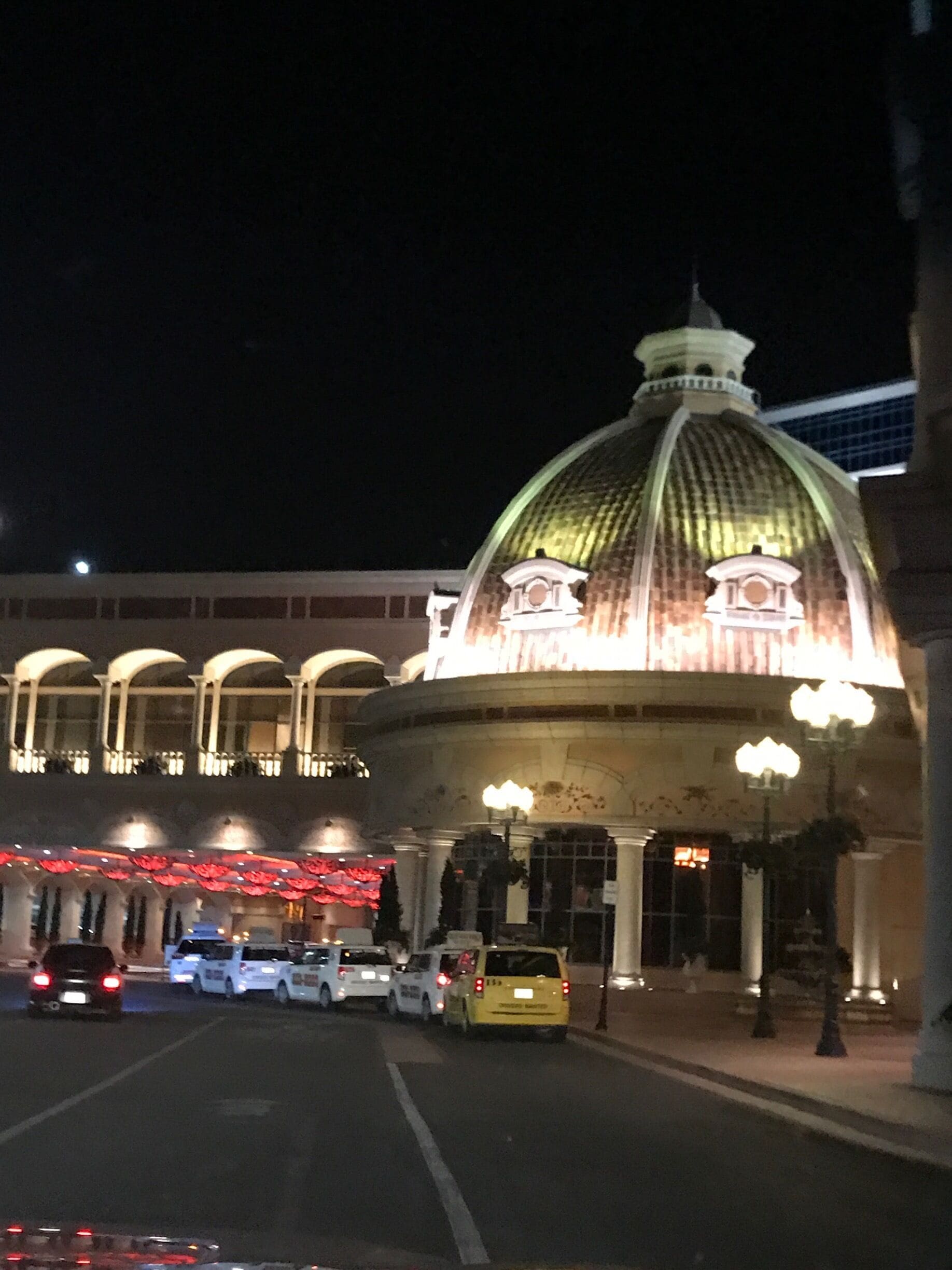 Peppermill Spa Resort... Staying here for the night. Lowest hotel price in the area with very nice top mountain view .... very accommodating staff (Amanda).... she gave us upgrade for $65US which is amazing.... 